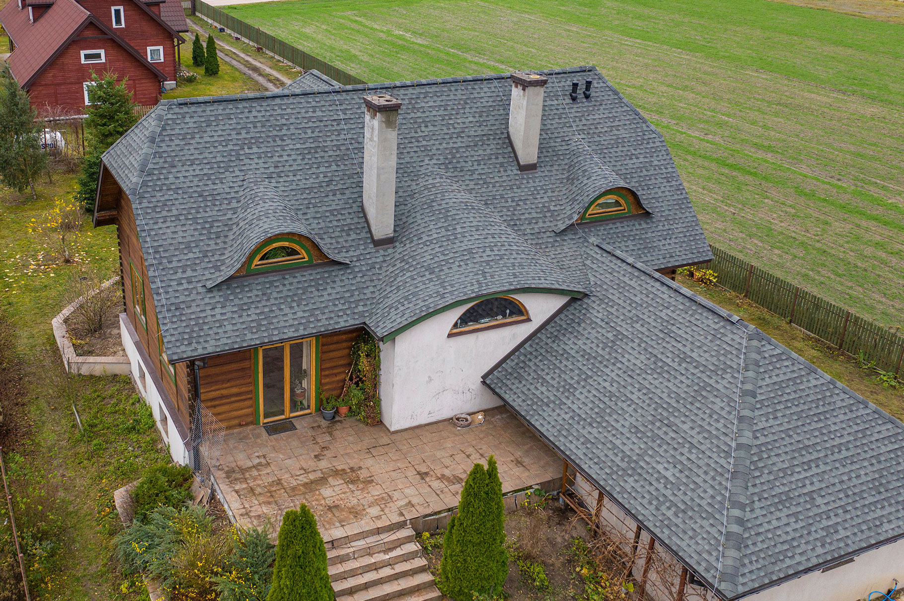 Na dachu widoczny gont Marki GAF model Timberline HD w kolorze Slate